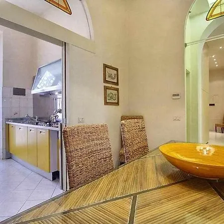 Piazza Repubblica Elegant Apartment *