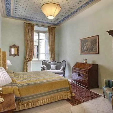 Apartment Piazza Repubblica Elegant