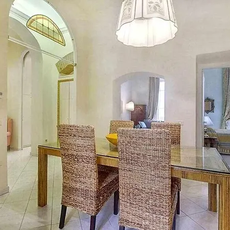 Apartment Piazza Repubblica Elegant Florenz